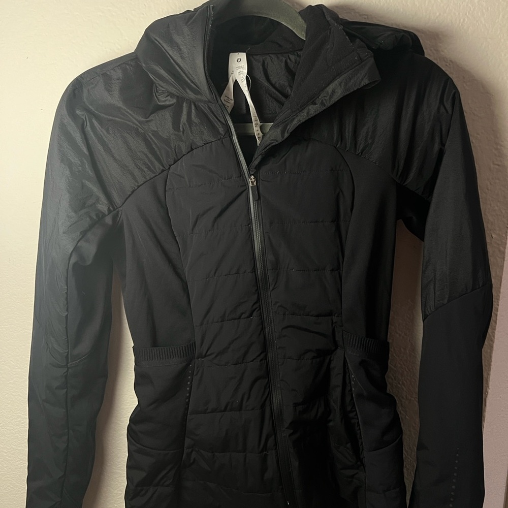 Lululemon Jacket (Small) (4)